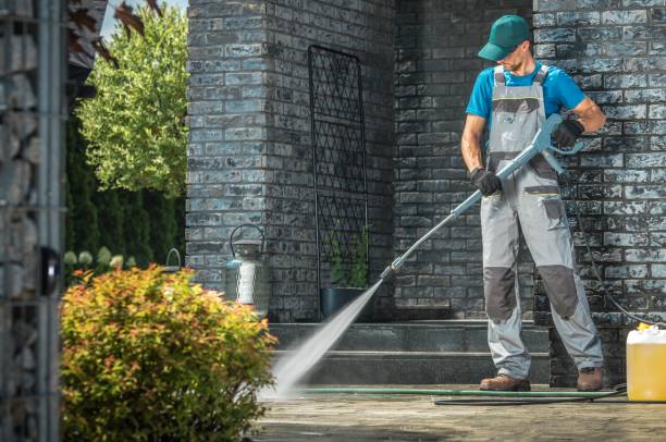 Best Driveway Pressure Washing  in Manchester Center, VT